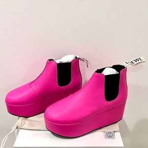Loewe Platform Chelsea Leather Boots Hot Pink - NWT - Unworn 38